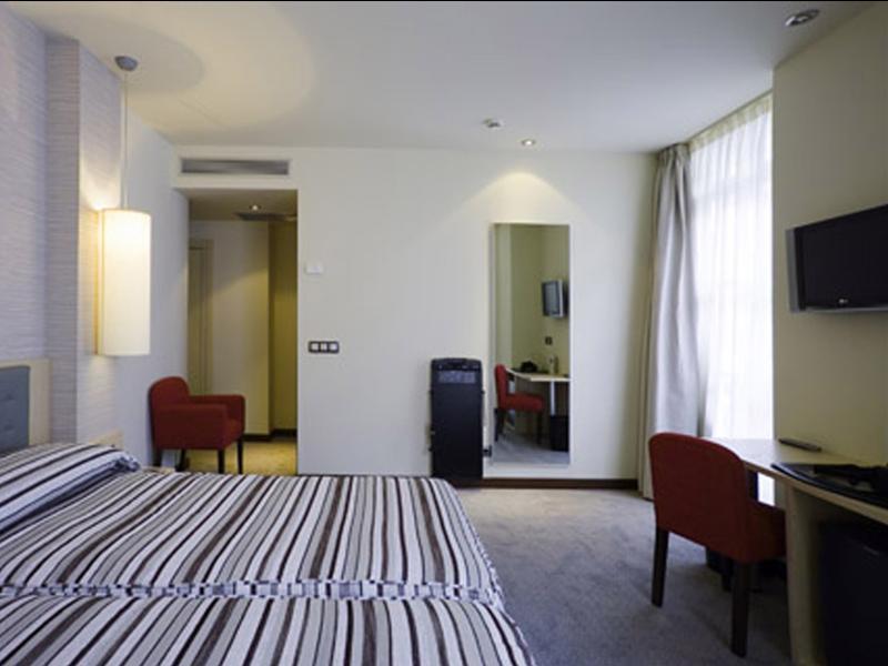 Abba Santander Hotel Room photo